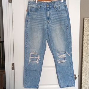 Light wash Mom Jeans